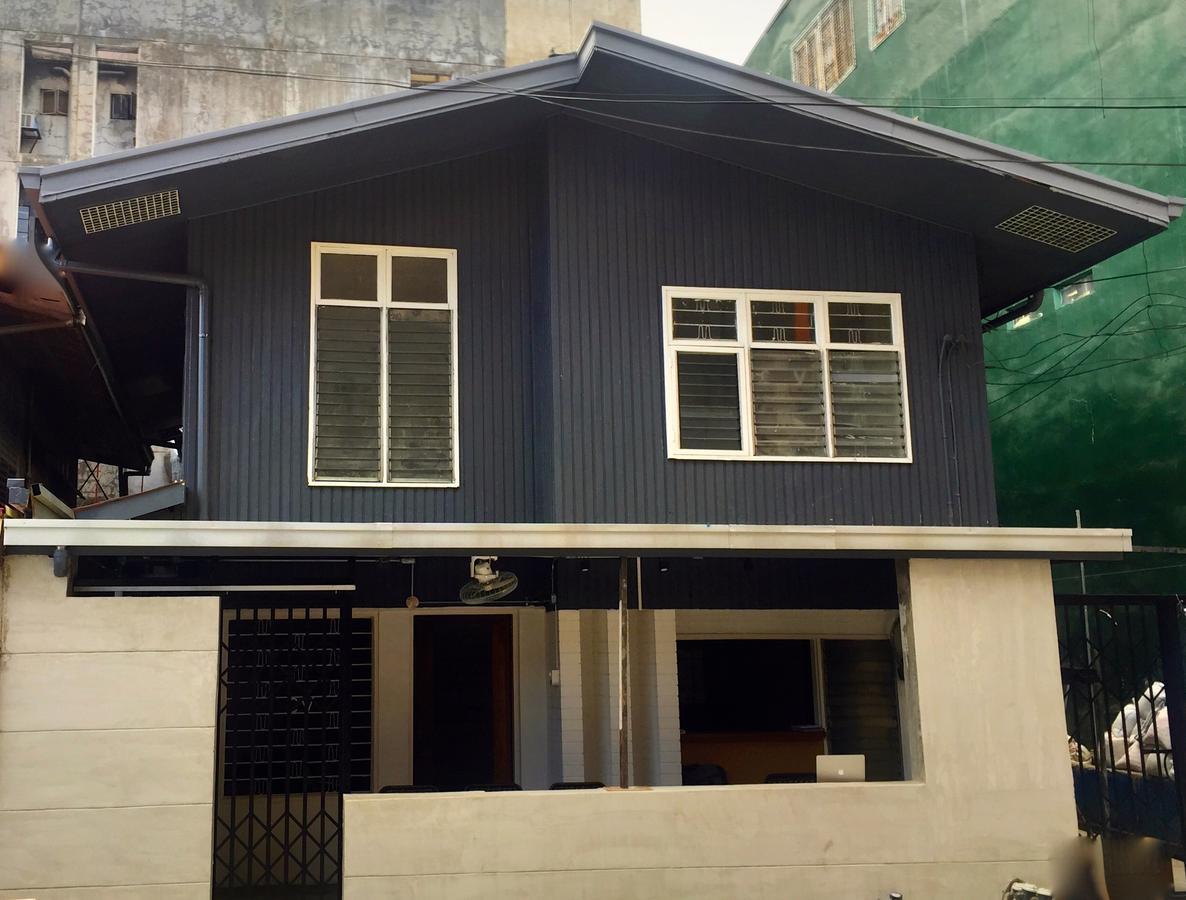 The Hub District Hostel And Dorm Makati City Екстер'єр фото